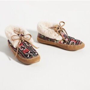 Anthropologie upcycled Patchwork Faux Fur Lined Slipper Booties Sz Large / 9